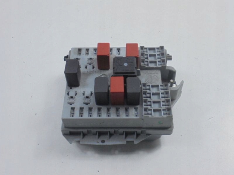 фото №6, Punto ii 188 коробка предохранителей lift 46835593