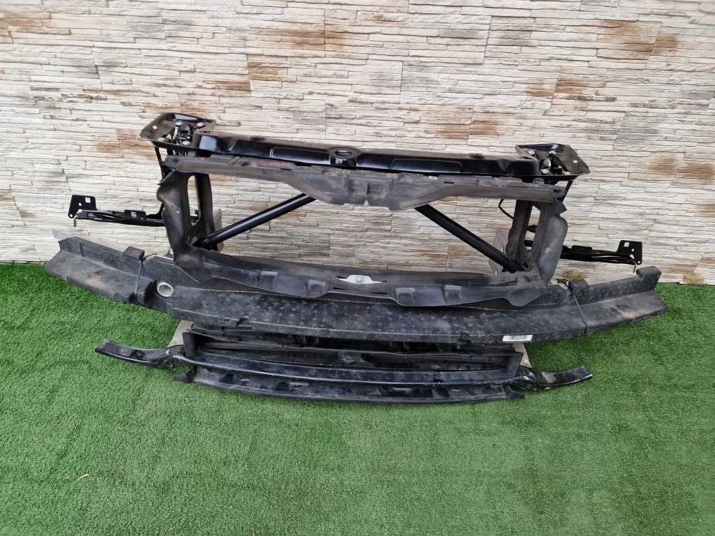 фото №1, Pas передний усилитель bmw 3 f30 f31 lift