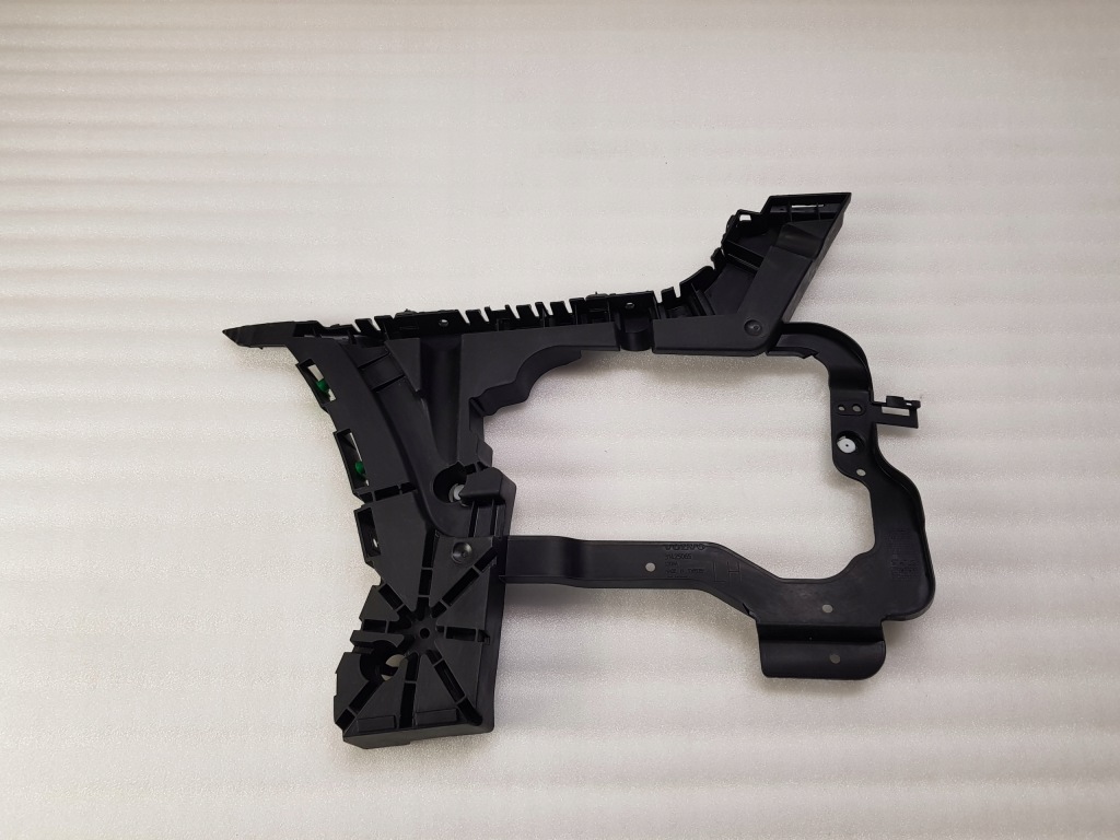 фото №1, Volvo v90 напрямна бампера лівий задня 31425065