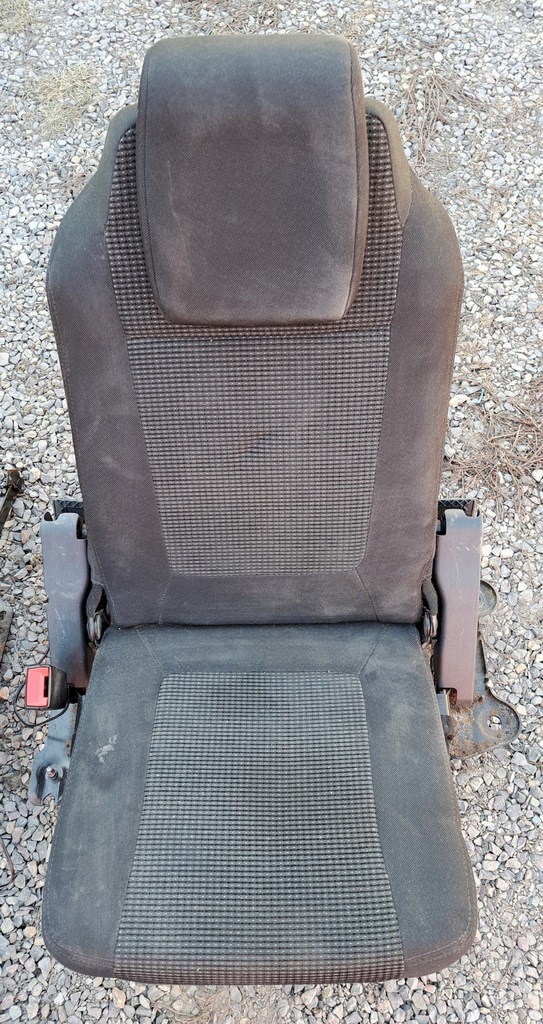 фото №1, Сиденье trzeci iii ряд левый peugeot 5008 i