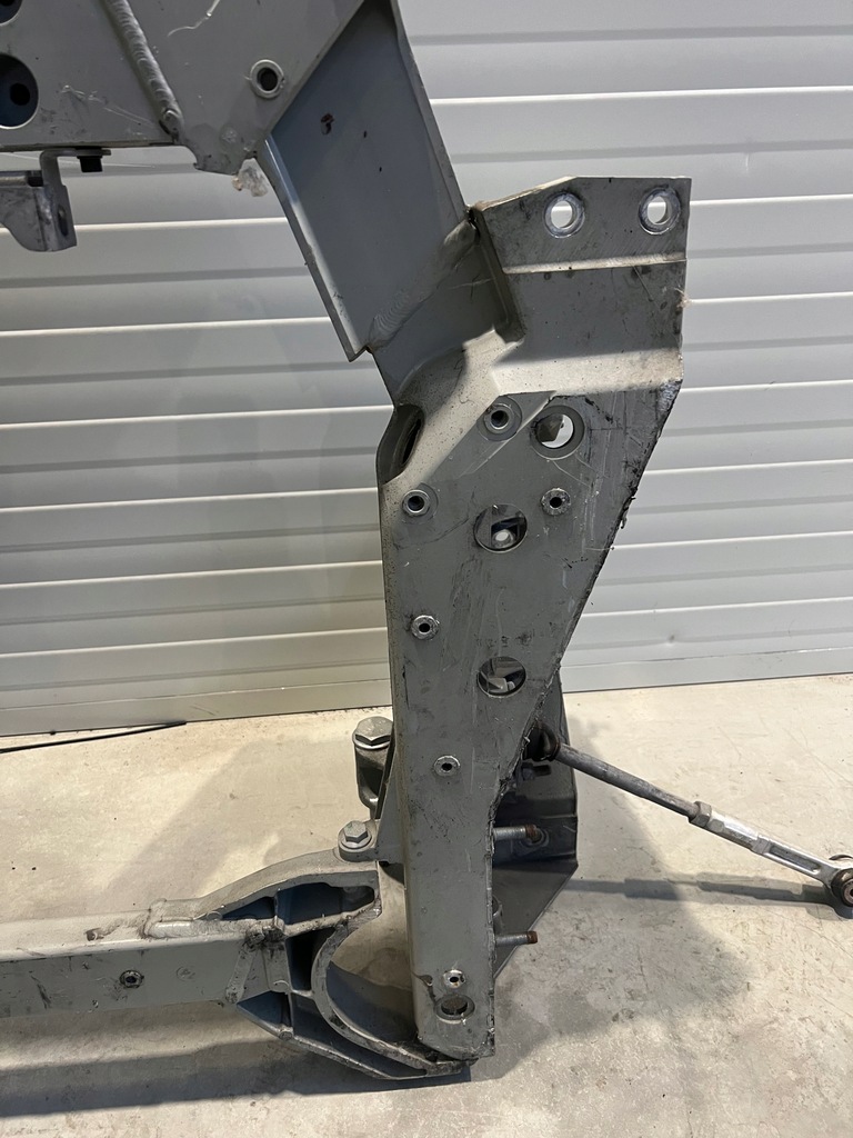 фото №11, Рама подрамник подрамник задняя ferrari california f149 232706 232707