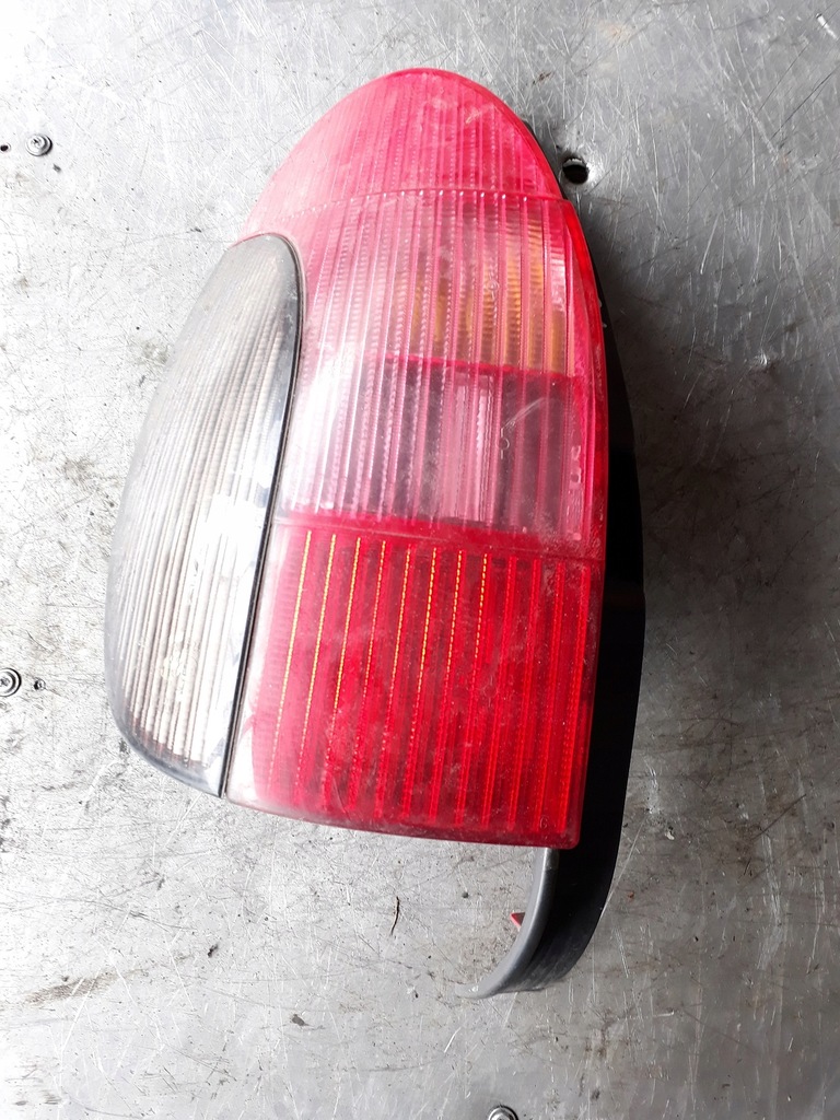 фото №1, Лампа левая задняя peugeot 306 kombi