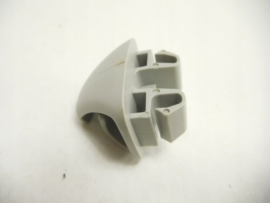 Кронштейн защита солнцезащитный vw 3b0857559 y20 Недорого