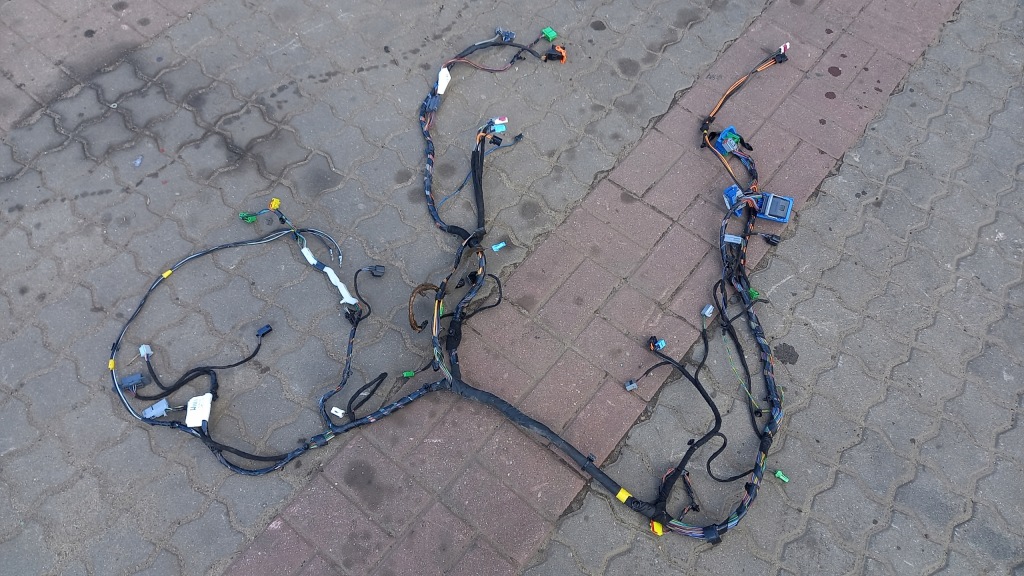 фото №1, Электропроводка жгут volvo v60 10-18r 30761626