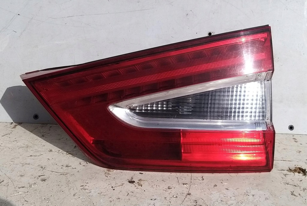 Купити Фара задній задня правий з кришки ford galaxy mk3 рестайлінг  led 177017-12