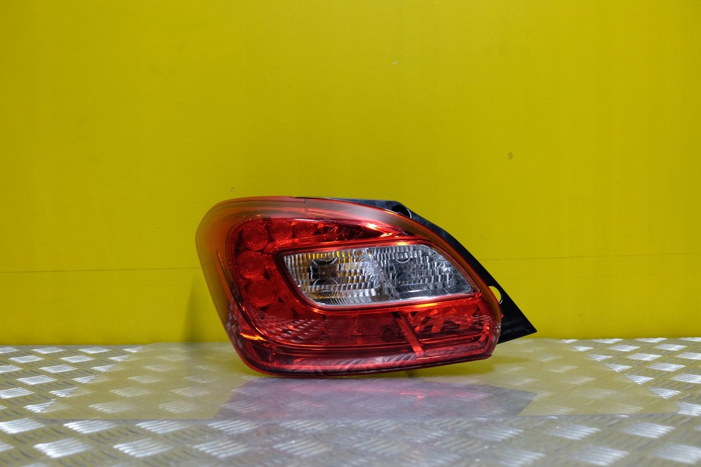 фото №1, Mitsubishi space star mirage 2017- лампа задняя l eu