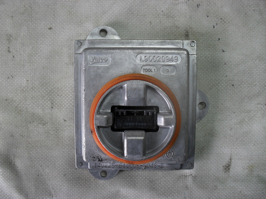 фото №1, Bmw x1 e84 преобразователь модуль led 7342174