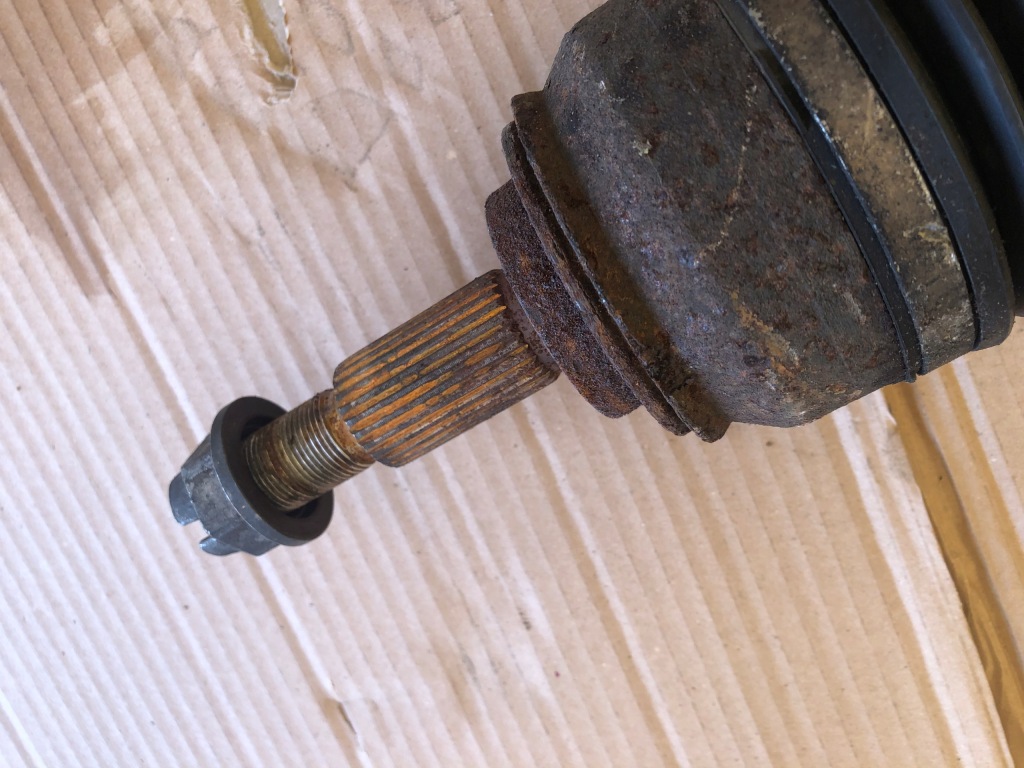 фото №4, Приводной вал левая короткий renault megane ii 2005-2009 8200383707