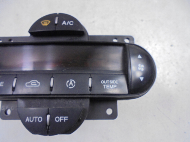 фото №8, Kia carens ii панель управление обдув c20033-3490