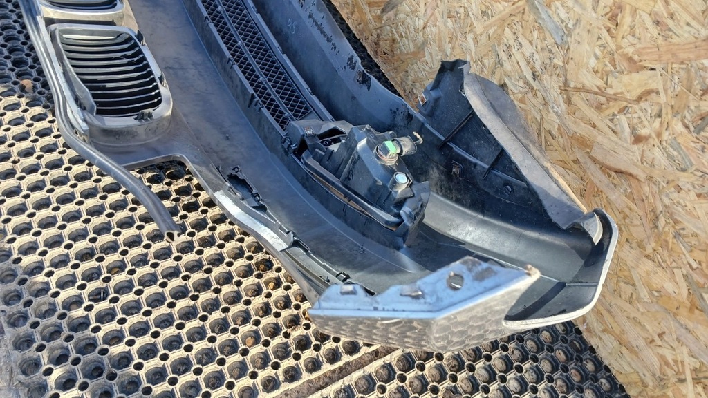 фото №10, Bmw 1 e87 lift бампер перед протитуманна фара a52