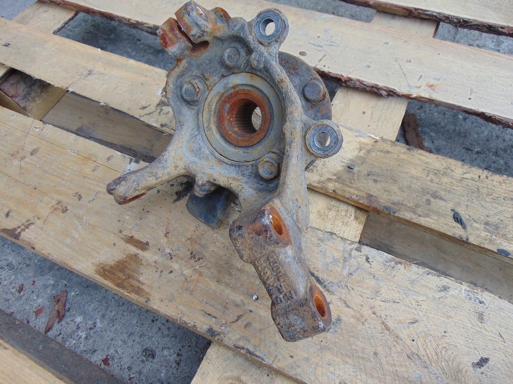 фото №5, Поворотний кулак ступиця права перед nissan nv200 1.5 dci