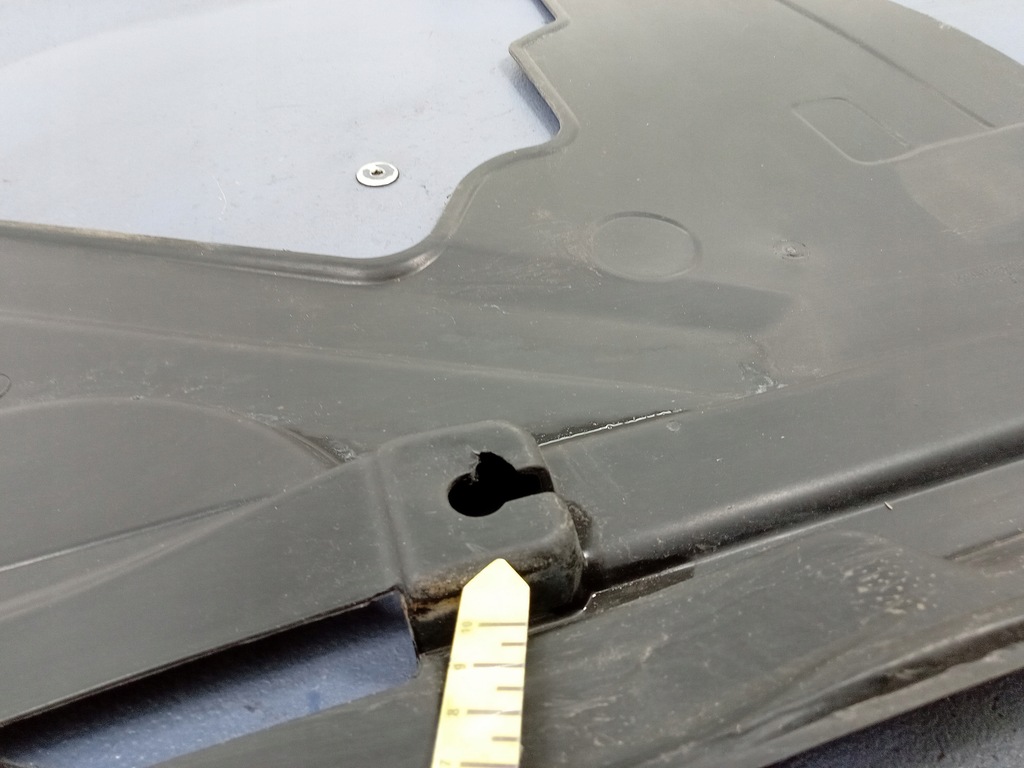 фото №6, Audi a4 b9 защита подвеска правая 8w0825216f