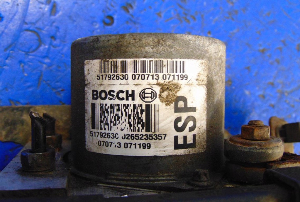 Alfa romeo 147 насос abs 0265235357 с Разборки