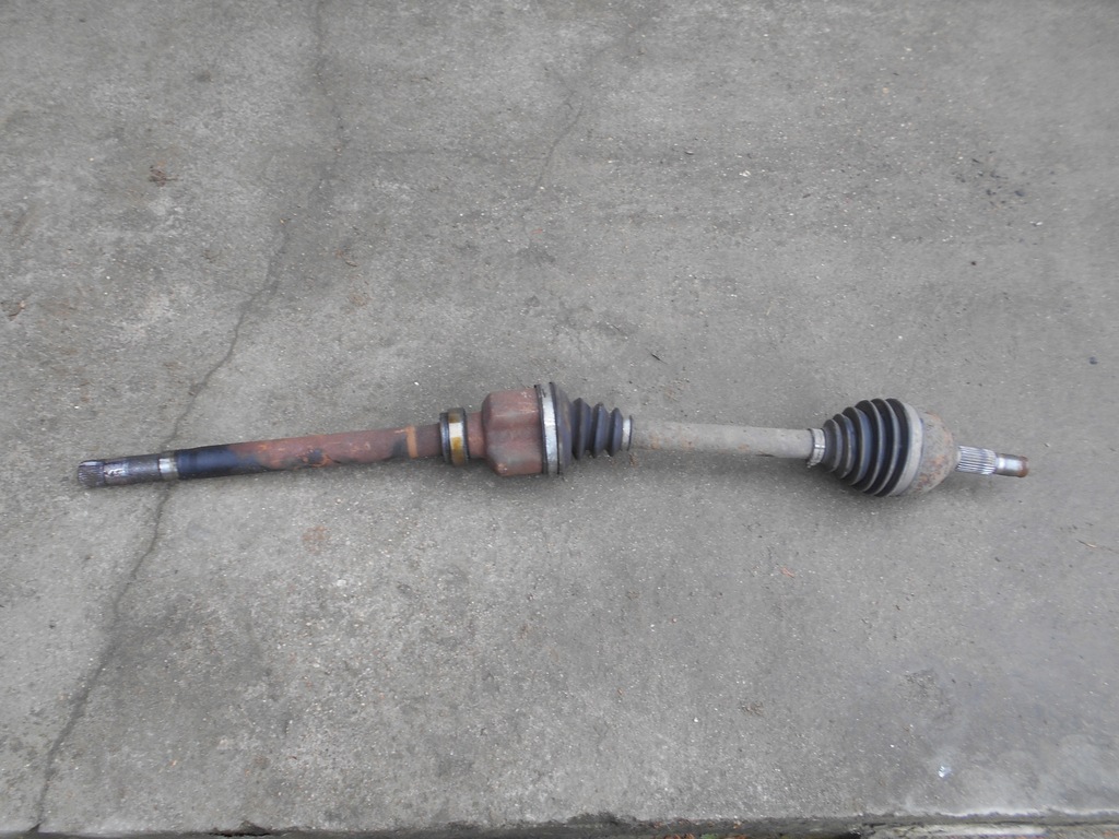 фото №1, Citroen ds5 2,0hdi приводной вал правая 9684947880