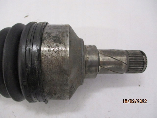 Volvo xc60 2.4d приводной вал левая 31367535 Киев