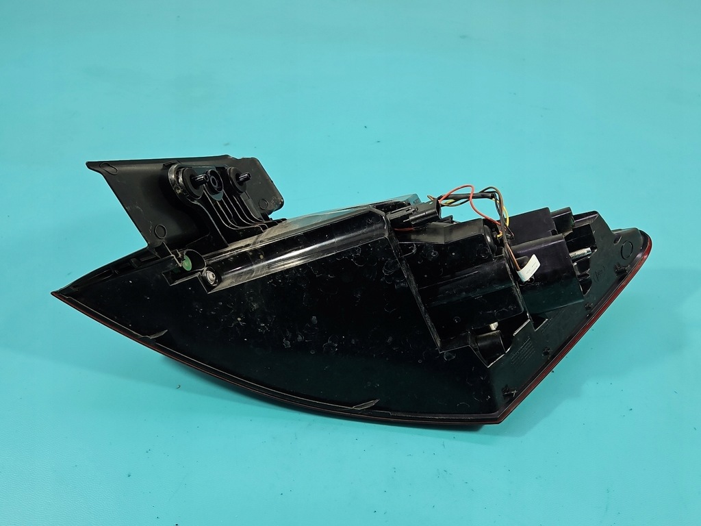 фото №10, Лампа задня ліва з крила 16-20 renault megane iv sedan