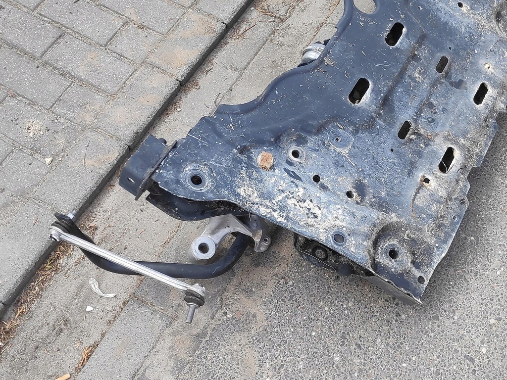 фото №6, Подрамник подрамник подрамник балка 1.2tce 1.5dci renault megane iv