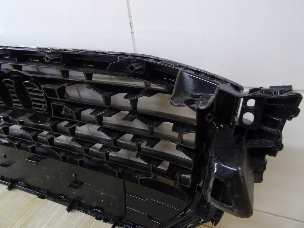 фото №12, Решітка радіатора решітка радіатора бампера audi q2 81a 81a853651