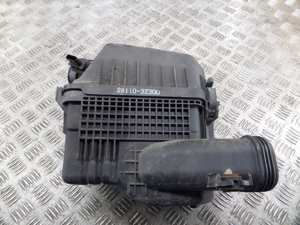 фото №1, Корпус фильтра воздуха hyundai i40 28110-3z300 1.7 crdi