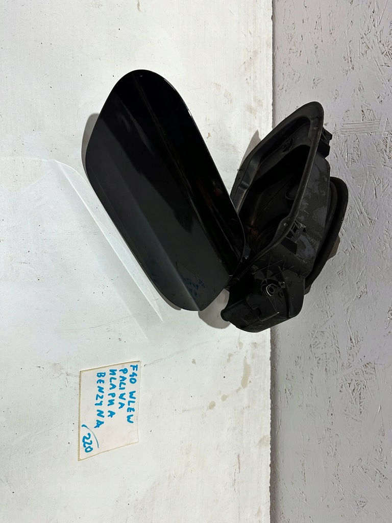 фото №1, Заливна горловина пального кришка bmw f40 кришка кришка заливна горловина бензин