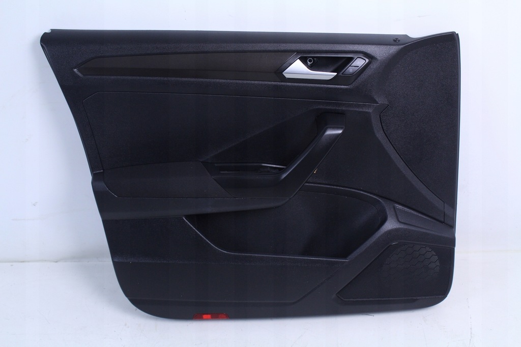 фото №1, Оббивка обшивка двері лівий перед vw t-roc 19r.