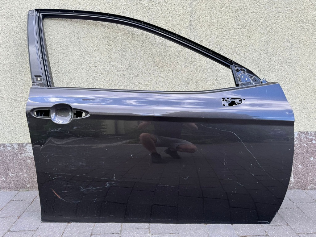 фото №1, Toyota camry viii 8 xv70 17- дверь правое передние перед