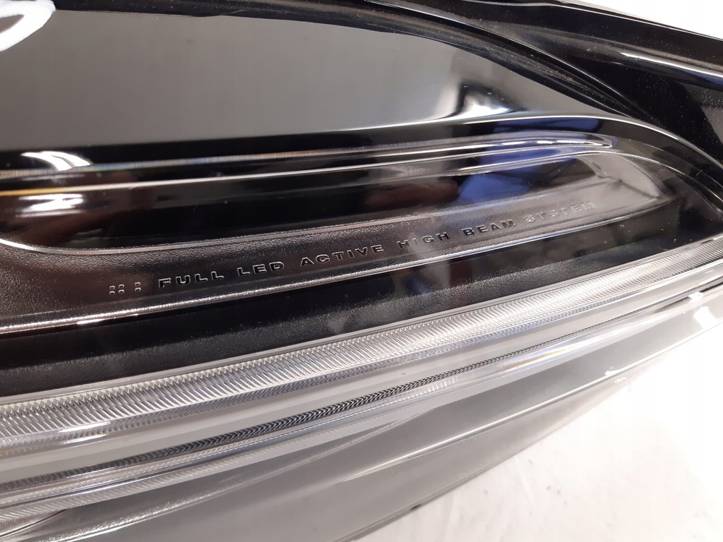 фото №3, Лампа перед передняя правая volvo v60 ii full led