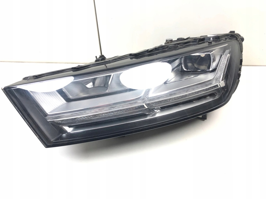 Купить 2018 audi sq7 фара 4m0941033