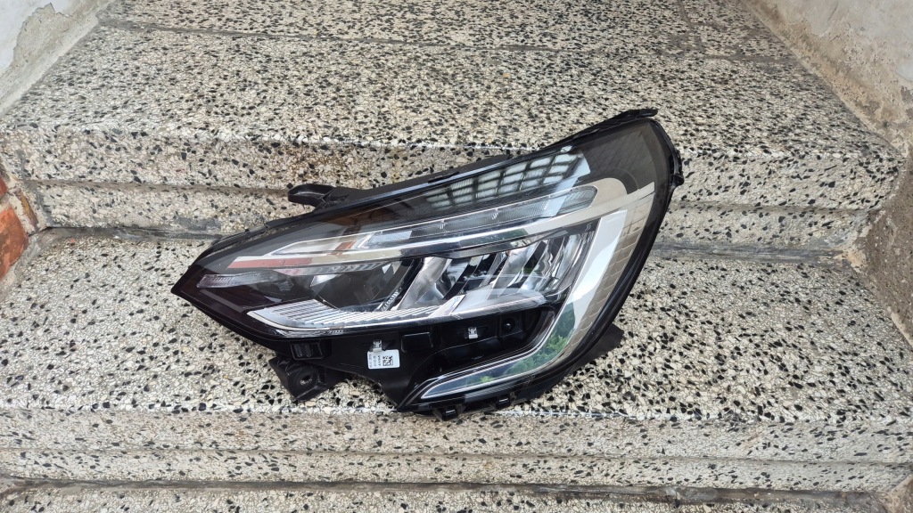 фото №1, Renault clio v led pure vision комплектна europejska оригінальна