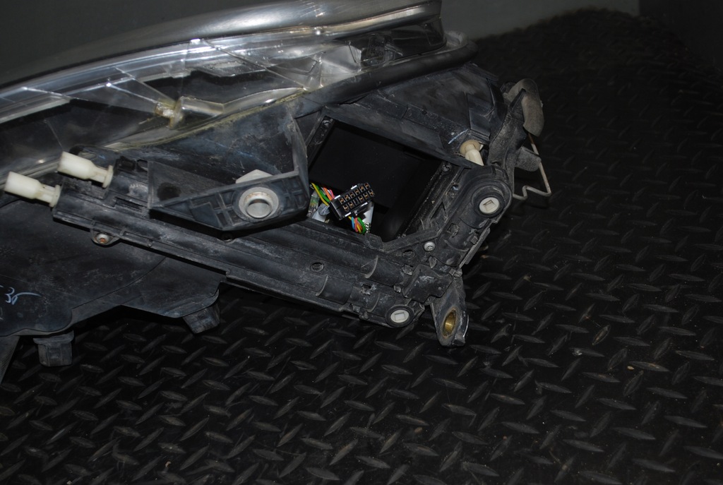 фото №9, Лампа ксенон лівий перед vw phaeton uk 3d2941015f