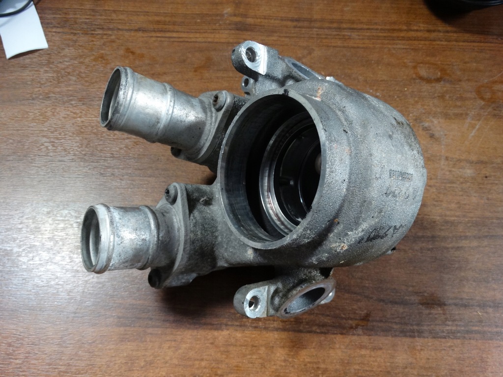 фото №1, Корпус термостата porsche 1