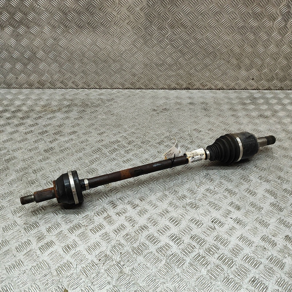 фото №1, Land rover range rover sport l494 2018 правая сторона приводной вал задняя