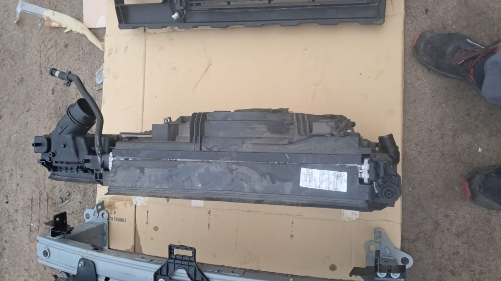 фото №5, Renault scenic iv комплект радиатор 1.6dci 130km 214108607r 144614eb1a