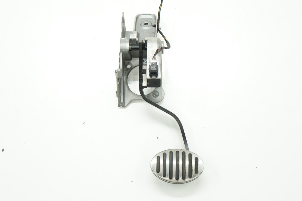 фото №1, Mini countryman r60 r61 11r педаль гальма 6770614