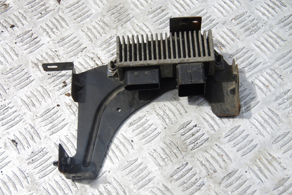 фото №1, Реле свеча накаливания renault master iii movano b 8200715100 271206395r