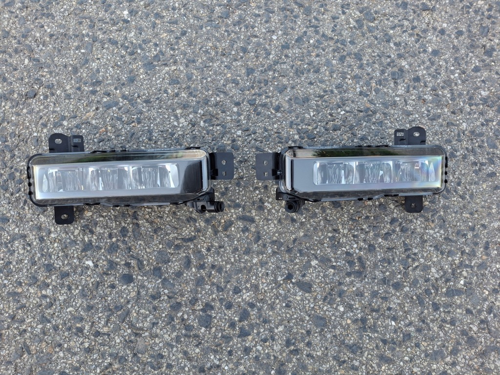 фото №1, Bmw 2 f44 противотуманная фара led правый левый новый оригинал 8089525 8089526