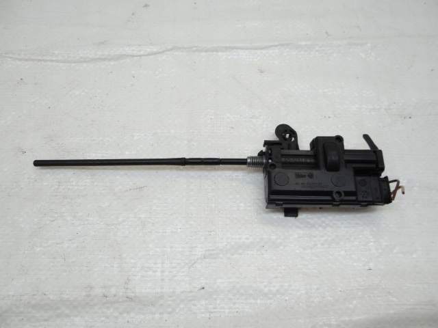 фото №1, Renault clio iv привод крышка заливной топлива 788262843r