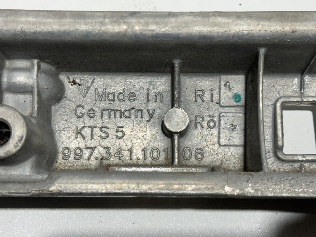 Купити Porsche 911 997 підрамник підрамник перед 9734110106