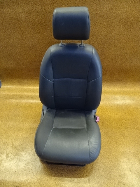 фото №1, Toyota hilux 07r # сиденье кожа правый