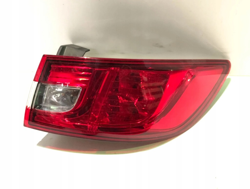 фото №1, Лампа права задня renault clio iv 265502631r
