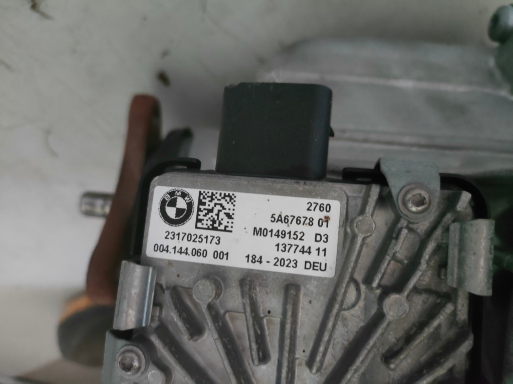 Bmw g30 редуктор коробки 7889033 с Разборки