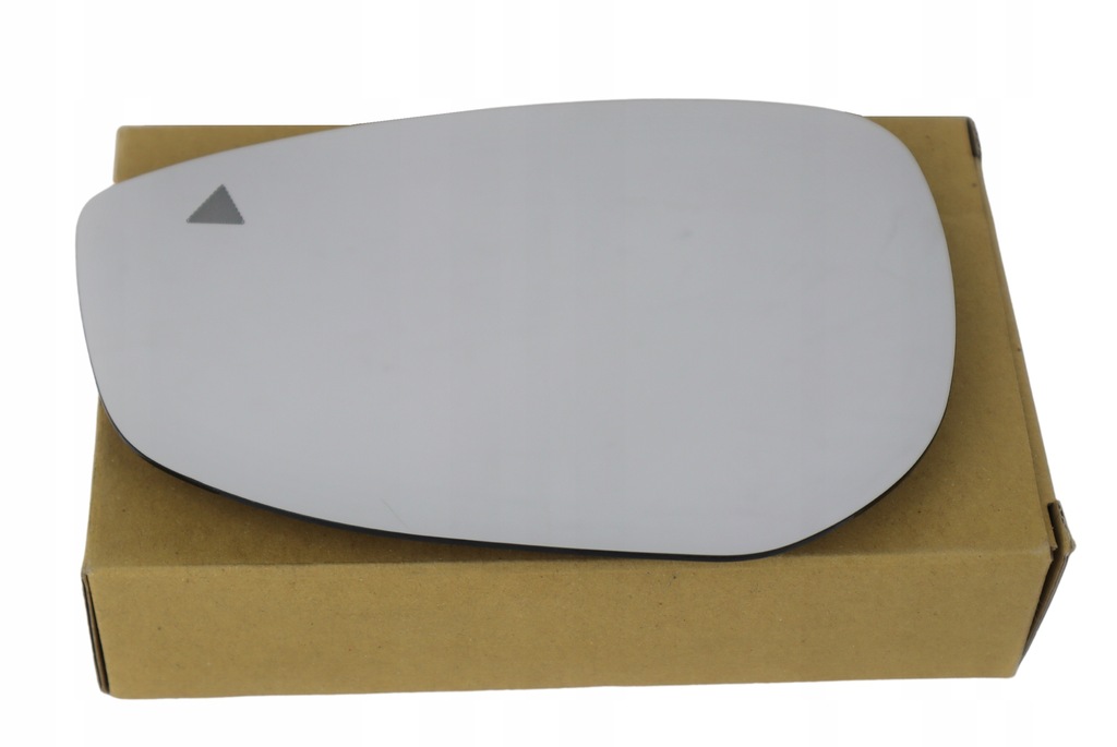 фото №1, Левый вкладыш зеркало mazda 3 bp 2019 - ассистент