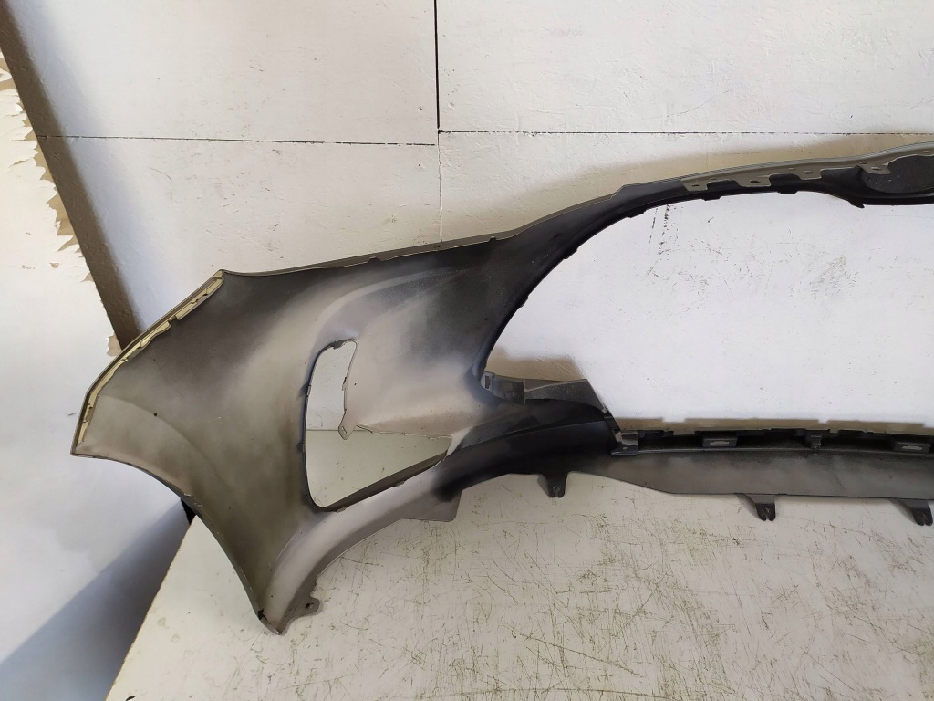 Бампер передні  передній toyota yaris iv 52119k0050 в Україні