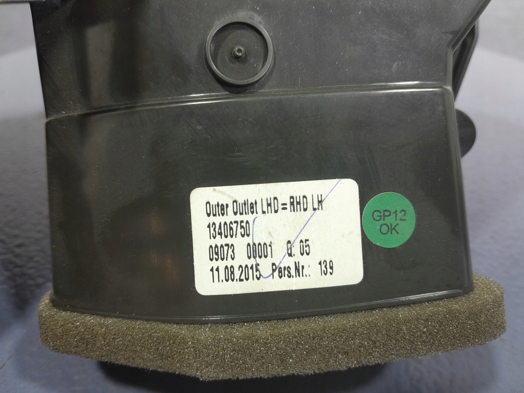 Opel astra k решётка обдув левая 13377234 Недорого