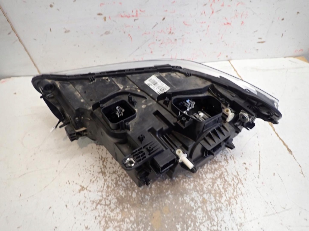 Фара перед передняя правый  bmw x1 f48 2016- full led 7495004-06 Недорого