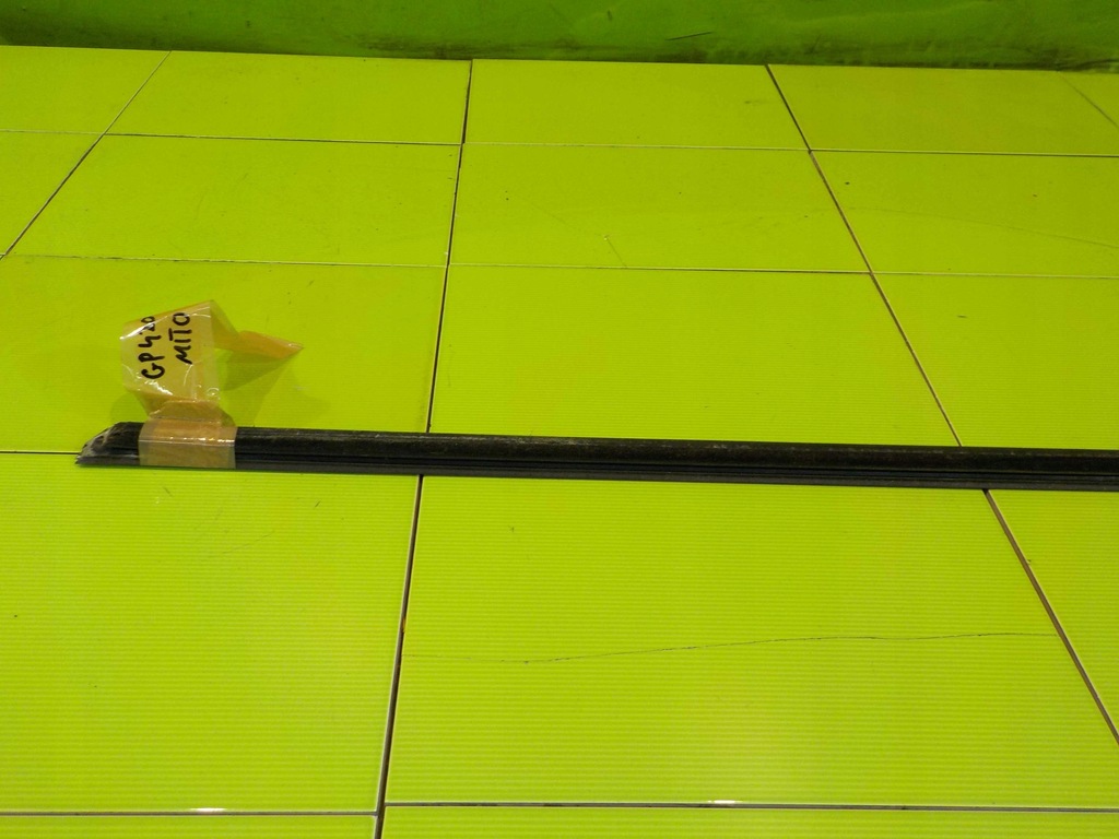 фото №6, Mito 09r 3d молдинг уплотнитель правая перед