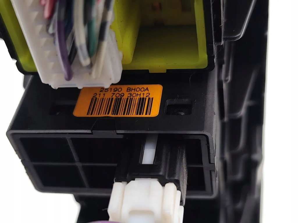 фото №7, Nissan note кнопка регулировки зеркал боковых 2012 mpv 4/5dr 25190-bh00a