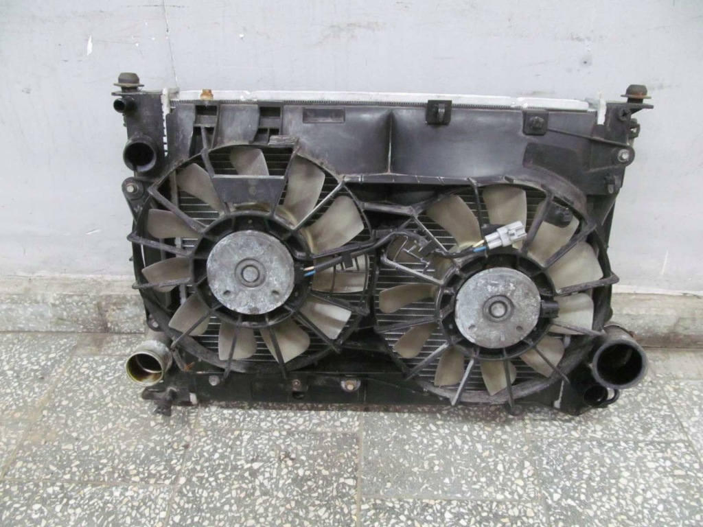 Lexus is220 радіатор вентилятор комплект  05-10 в Україні