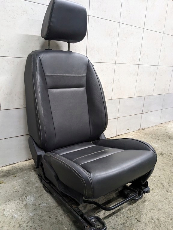 фото №7, Сиденье водителя с подогревом левый перед ford ranger v 12-20r