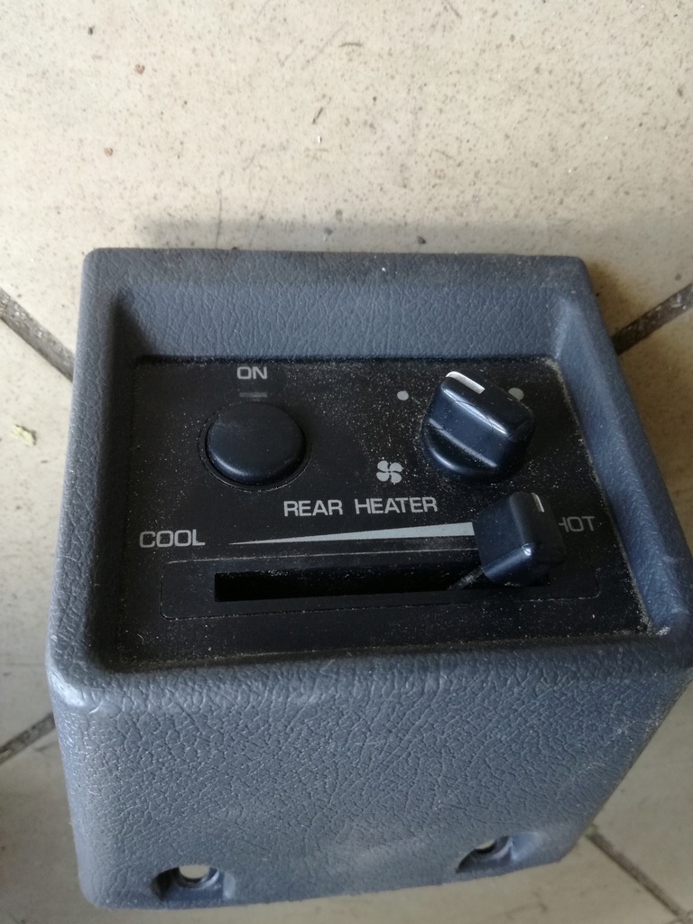 фото №1, Mitsubishi pajero ii 1991 - 1999 rok панель воздуховод задняя